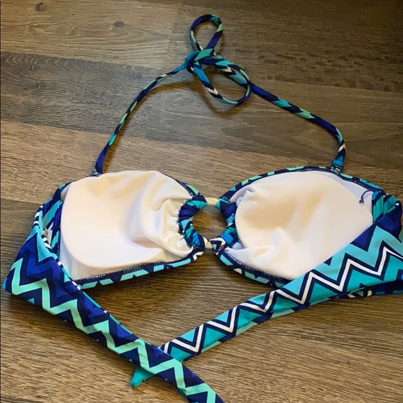 Old Navy bikini top - Picture 2 of 5